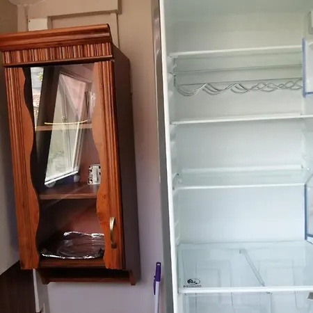 Center And Apartment *