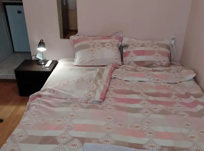 Center And Apartman Várna