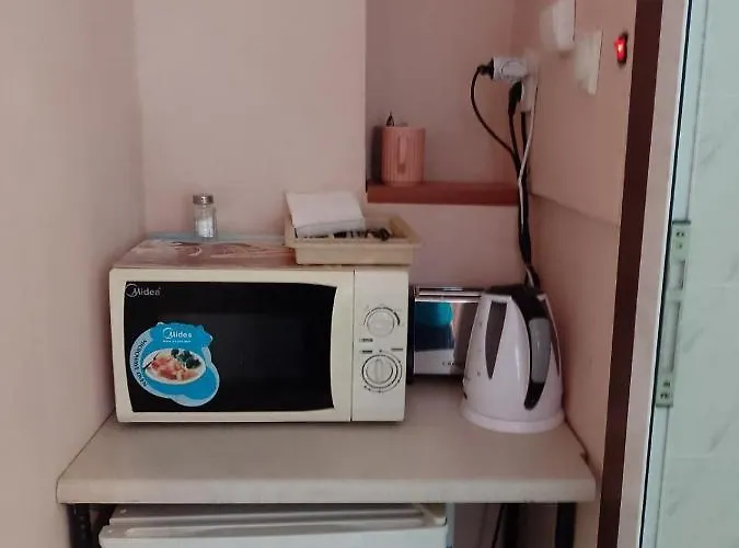 Center And Apartman *