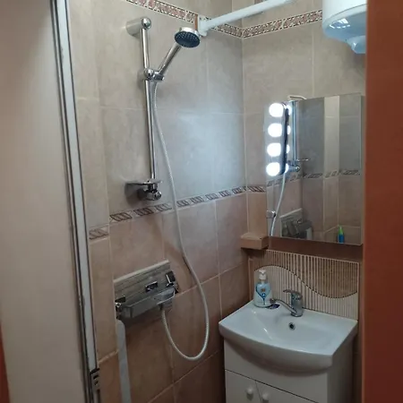 Center And Lejlighed